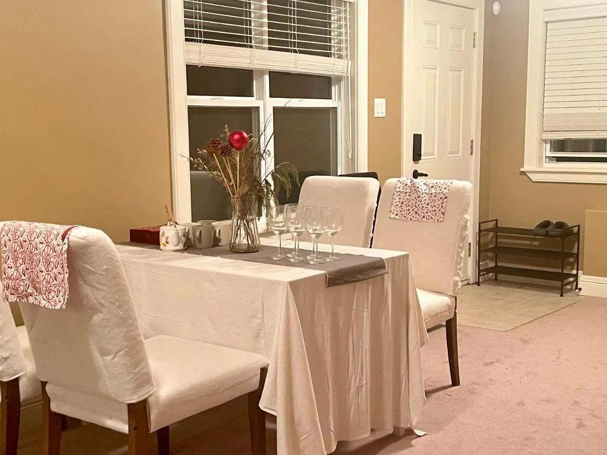 Apartment Cozy And Stylish Entire Suite In Halifax Canada