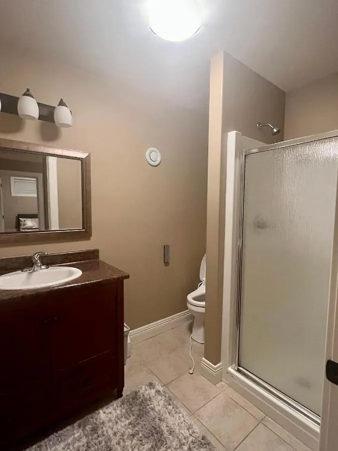 Cozy And Stylish Entire Suite In Halifax Apartment