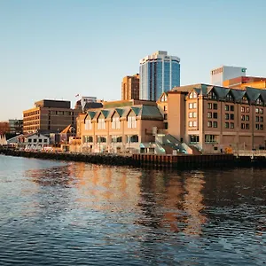 Marriott Harbourfront Hotel